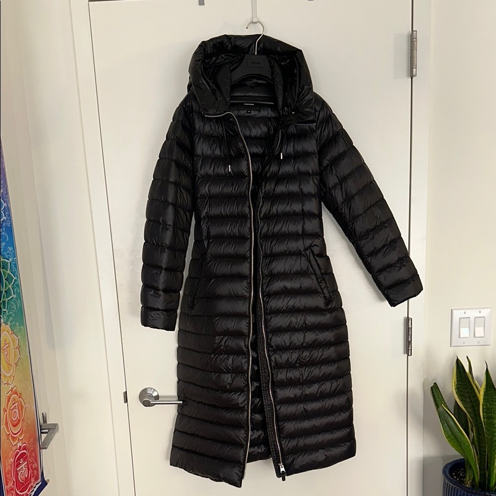 MACKAGE Size Large 
Women's Black Quilted Coat